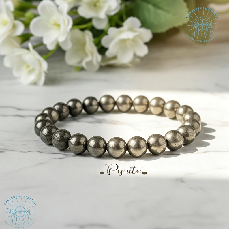 Naturligt pyritarmband, 8 mm ädelstenspärlor, minimalistiskt stretchigt yogaarmband, skyddande sten bild 3