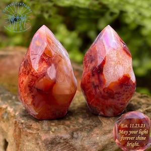 Raw Carnelian Flame Shaped Crystal Natural Large Fire Flame Carnelian Crystal Carving Crystal Collection Tower Custom Engraving Crystal Gift