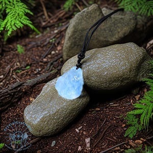 Raw Aquamarine Pendant Necklace Adjustable Blue Stone Necklaces Blue Crystal Gemstone Choker Birthstone Gift for Mom Sister Wife Friends