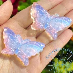 New Butterfly Figurine Hand Carved Miniature Stone Animal Figures Butterfly Statue Mineral Opal Carving Party Favors Crystal Christmas Gift