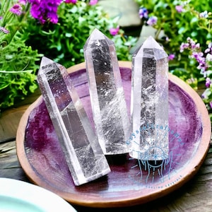 Torre de punta de piedra preciosa de cuarzo transparente - Varita de obelisco de cristal crudo Especímenes minerales Obelisco de cuarzo transparente natural Decoración del hogar Regalo de cristal