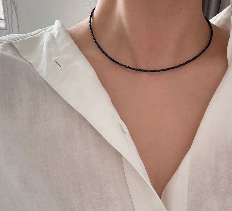 AAA + Obsidian Stein Zarte Halskette 2 MM Kleine Schwarze Edelstein Perlen Zierliche Choker Natürliche Schwarze Obsidian Minimalist Choker Kristall Geschenk Bild 2