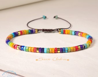 Bracelet sept chakras, perles de pierres précieuses arc-en-ciel, bracelet minimaliste, 4 mm, petite perle, bracelet de pierre, réglable, cristal de yoga, bracelet délicat, cadeau