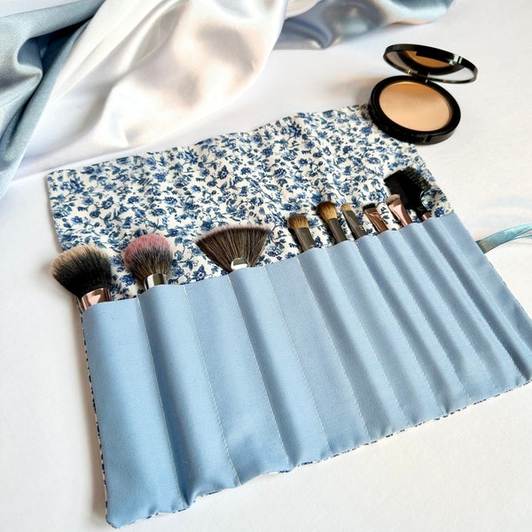 Makeup Brush Roll , Makeup Brush Holder, Travel Makeup Brush Case, Blue Floral