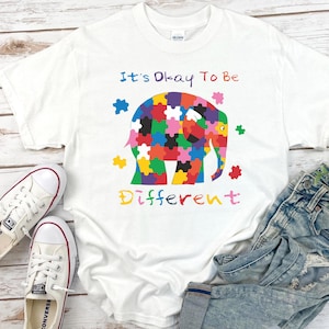 Es ist in Ordnung, anders zu sein, sei du selbst Lehrer T-Shirt, Autismus Bewusstsein Shirt, Motivation Shirt, sei du selbst T-Shirt, Positivity Vibe Shirt