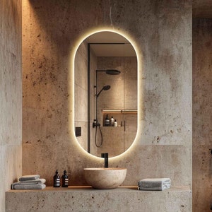 Oval LED-badrumsspegel, upplyst sminkspegel