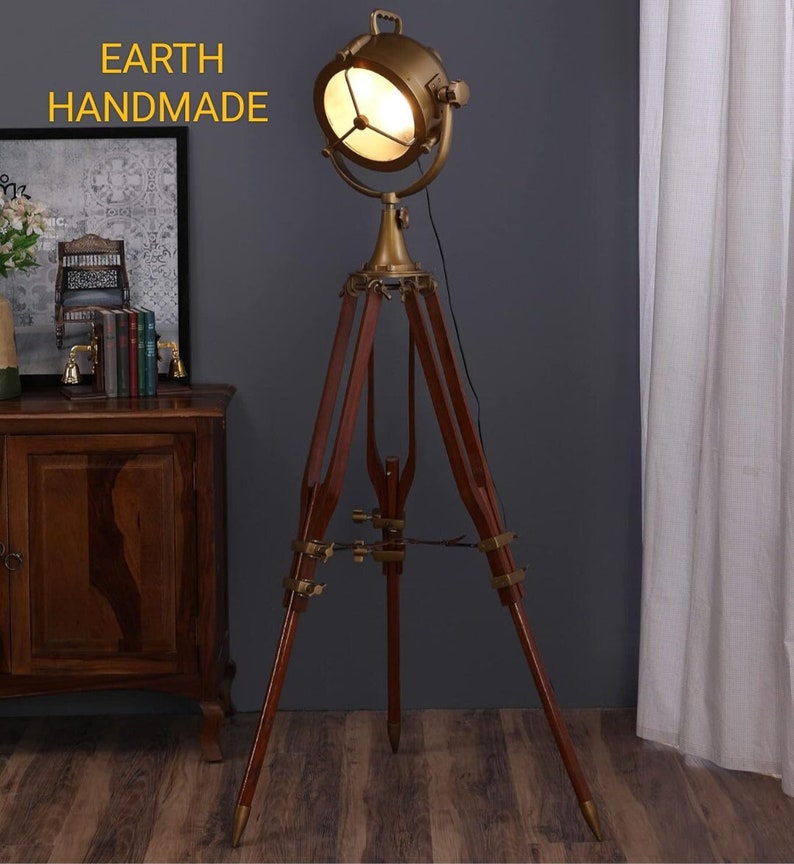 Vintage Metal and Wooden Tripod Spotlight Floor Lamp for Living Room Bedroom Room Hotel Restaurant colour:walnut and gold ,71D71W180 CM zdjęcie 1