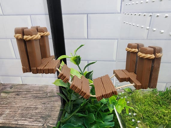Wooden plank jumping spider log bridge, cottagecore decor, spider rope, jumping spider accessories, 3D printed planks, neodymium magnetic