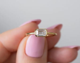 Emerald Cut RIng, Gift for Her, Dainty Ring, Minimalist Ring, Baguette Ring, Rectangle Ring, Bezel Set Ring, Bezel Set Engagement Ring