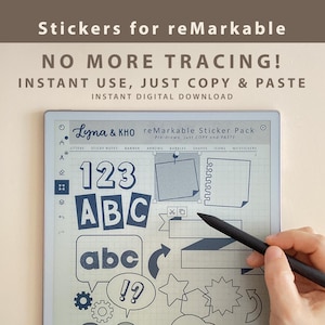 Puede incluir: Una tableta digital que muestra un paquete de pegatinas para reMarkable. La pantalla muestra varios elementos predibujados como números, letras, bocadillos y flechas. El texto en la parte superior dice "Stickers for reMarkable" y "NO MORE TRACING!"