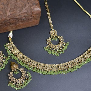 Green Indian Bollywood Jewelry Set For Women Fashion Brass Necklace Earrings Tikka Set Wedding Engagement Party Wear Anniversary Gift