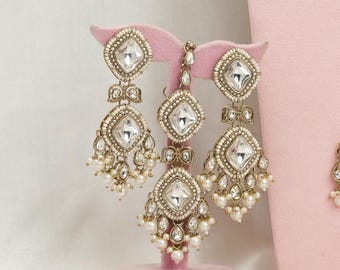 Handmade Earrings and Tikka Set : Antique Gold White Kundan Colour Bollywood Jewelry