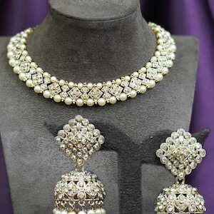 Stunning Sleek LCT Champagne Pearl Indian Bollywood Necklace Earrings Tikka Set Fashion Jewelry For Women Bridal Wedding Party Wear