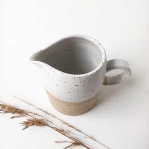 Ceramic creamer / Milk pitcher / Ceramic pitcher / Handmade creamer / Table decor / Gift for her / Gift for him /200ml/ Céramique artisanale image 5
