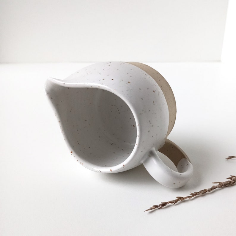 Ceramic creamer / Milk pitcher / Ceramic pitcher / Handmade creamer / Table decor / Gift for her / Gift for him /200ml/ Céramique artisanale image 8