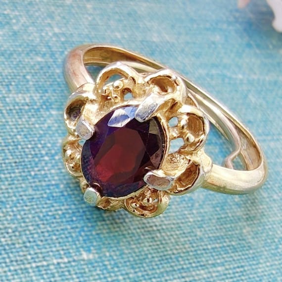 Vintage Avon Genuine Garnet Ring