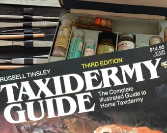 Vintage Medical Lot – Eli Lilly Sample Kit, Clay Adams Dissection Set & Taxidermy Guide Book