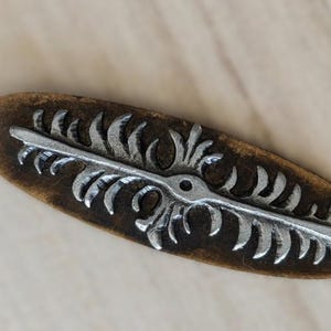 Vintage Native American Brass Pendant – Handcrafted Oval Symbolic Amulet