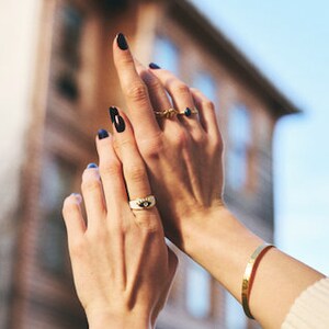 Oeil de la mer Égée, bague en plaqué or 24 carats et pierre précieuse en émail blanc, authentique représentant le mauvais œil image 3