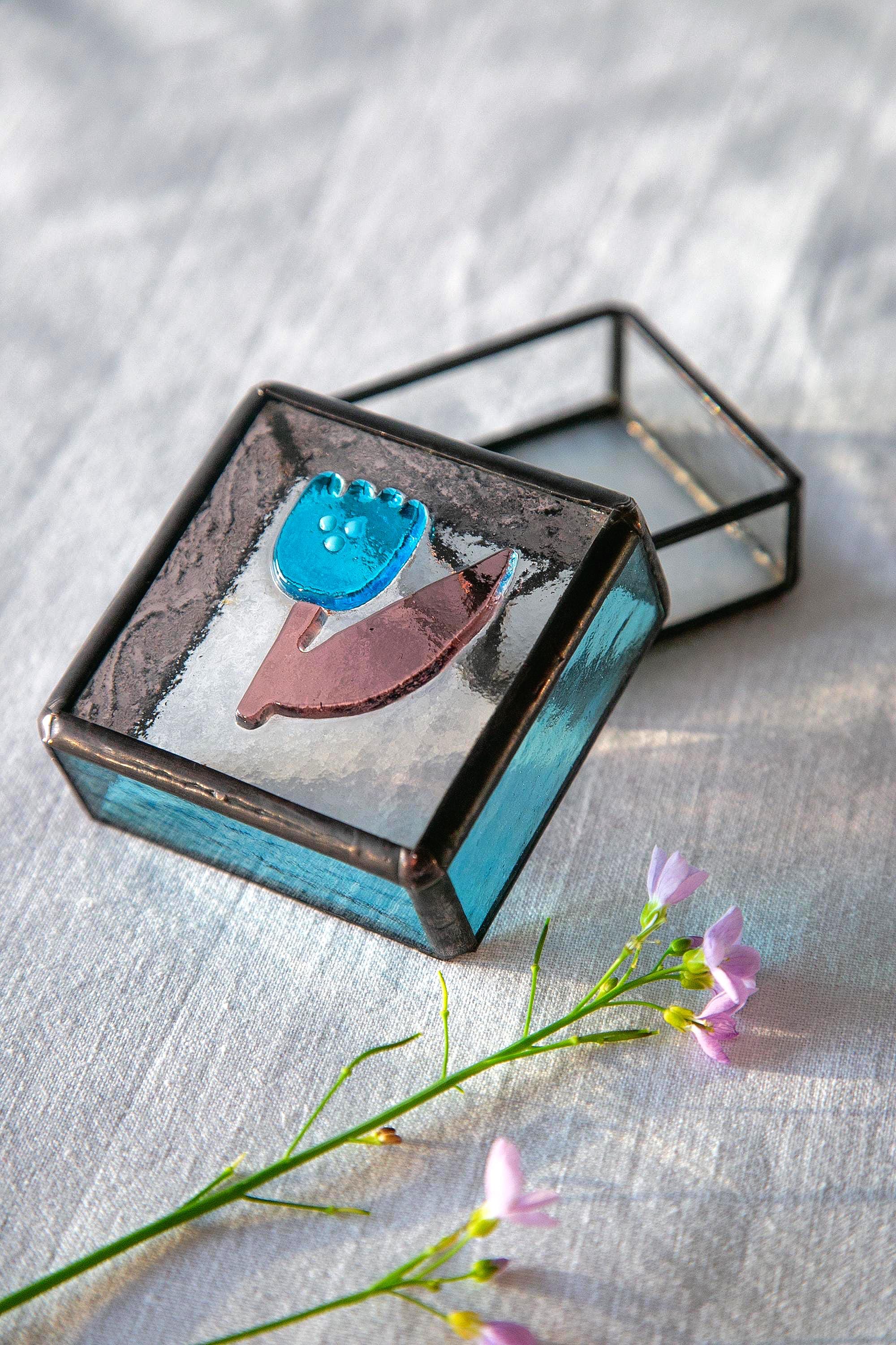 Stained Glass Box, Fused Glass art, Floral Ring ,Keepsake Box, Minimalist  Decor