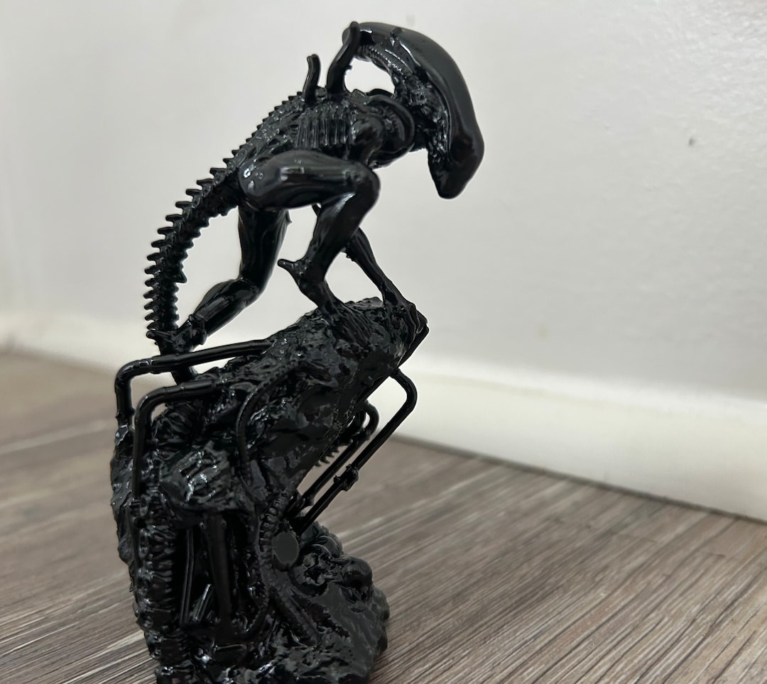 Alien Xenomorphs Statue Etsy