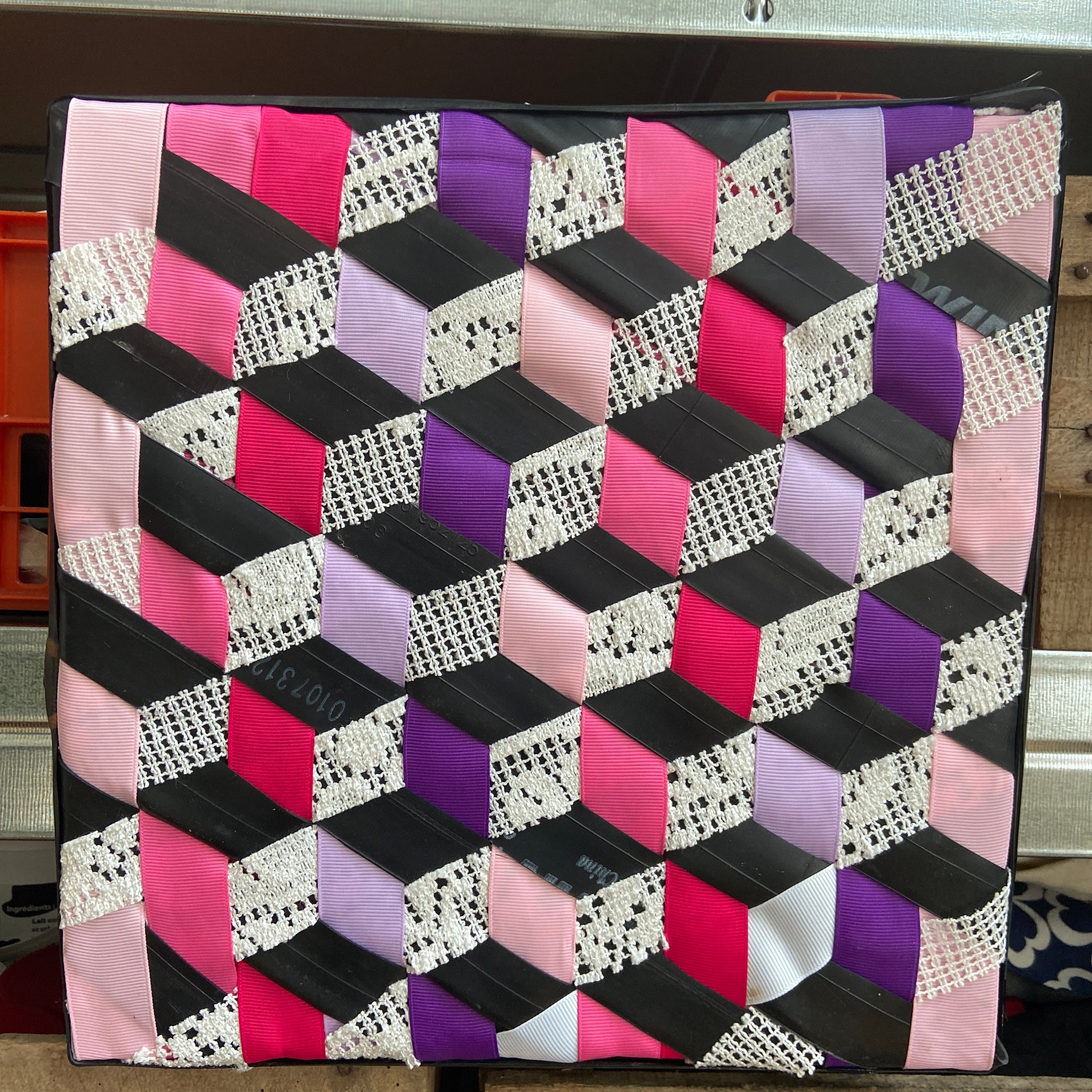 Tapisserie tissée à la main - France