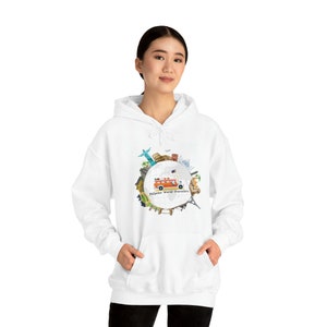 Filipino World Travelers Unisex Heavy Blend™ Hooded Sweatshirt
