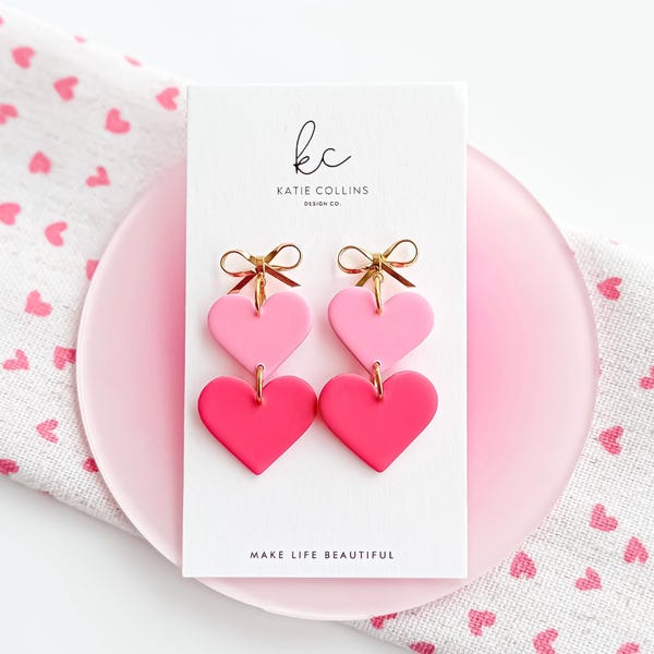 Pendientes de corazón rosa degradado / Pendientes colgantes de arcilla polimérica hechos a mano para San Valentín