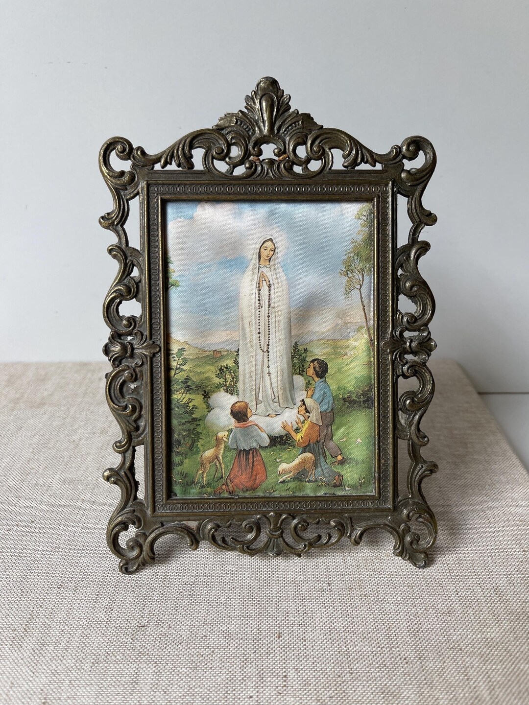 Vintage Brass Frame With Our Lady of Fatima Print – Ornate Catholic ...