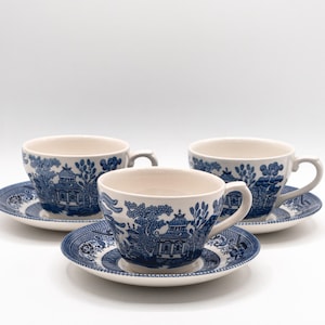Set of 3 Churchill Blue Willow Flat Tea Cups & Saucers - Made in England