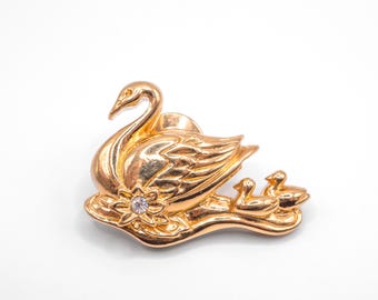 Vintage Avon Gold Tone Swan Brooch Pin with Rhinestone