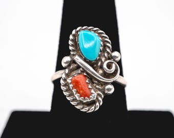 Vintage Southwestern Turquoise & Coral Sterling Silver Rope Set Ring Size 7.5