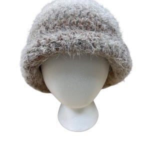 Easy Skullcap Pattern, Beginner Friendly crochet Winter Hat Bennie fuzzy hat  (PDF Download)