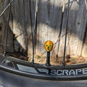 Luchador Ramses Valve Cap - Presta and Schrader Compatible