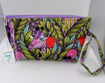 Tula  Wristlet