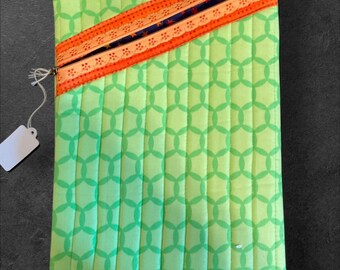 Colorful  patterned tablets sleeve with zipper
