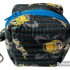 Itty bitty boxy bag