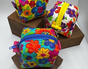 Itty bitty boxy bag