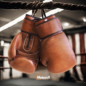 Leather Boxing Gloves historical, Vintage Leather Retro Style, Perfect for Punching & Training, Gift for Boxers, Classic equipment