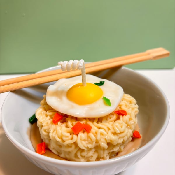 Ramen noodles candle| instant noodles candle| Korean ramen candle| unique candle | unique gift | Christmas gift | holiday gift