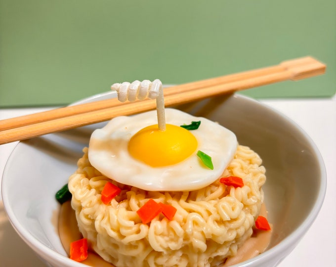 Ramen noodles candle| instant noodles candle| Korean ramen candle| unique candle | unique gift | Christmas gift | holiday gift