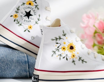 Wedding Converse Custom, Bridal Sunflower Embroidered Shoes for Bride, Wedding Sunflower Embroidered Sneakers, Custom Shoes Personalized
