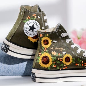 Sunflower Embroidered Converse, Custom High Tops Converse Embroidery Sunflower, Shoes With Embroidered Name and Sunflower, Sunflower Wedding