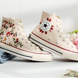 Embroidered Converse, Cat and Strawberry Embroidery Converse, Strawberry Embroidered Shoes, Cute Cat Embroidered Sneaker, Lovely Gift for Her