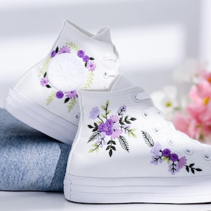 Wedding Converse for Bride, Purple Bridal Bouquet Embroidered Shoes, Bridal Flowers Embroidered Converse, Wedding Flower Embroidery Sneakers