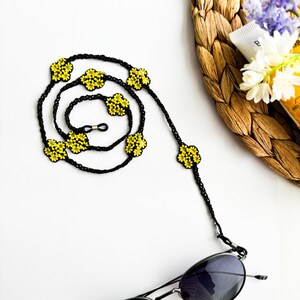 Lanière de lunettes fabriquée à la main avec rosaces florales, boucle de sécurité réglable - Cadeau lanière de lunettes de soleil pour elle