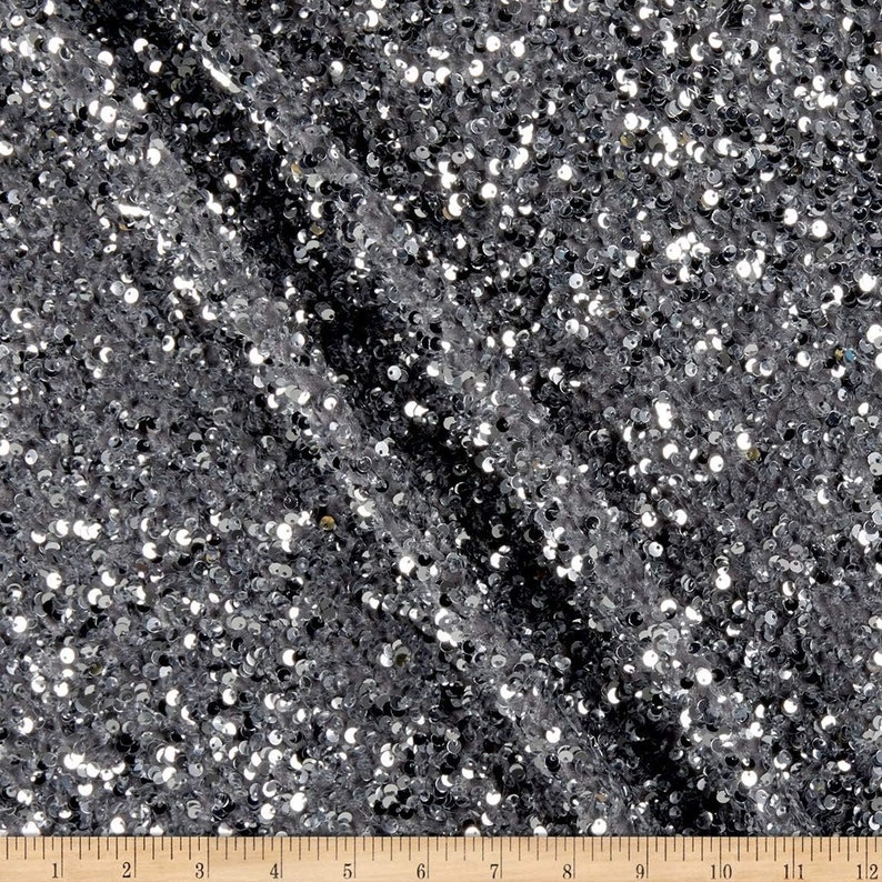 Shiny 5mm Sequin On A 2 Way Stretch Velvet (1 Yard, Lime Green/Black)