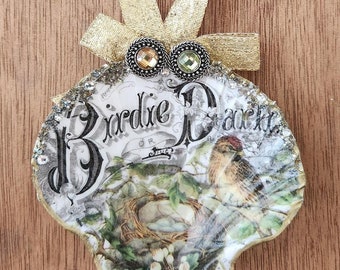 decoupage Bird Ornament: Scalloped Shell with Vintage Jewelry