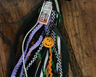 Halloween tassel, purse clip, tote bag accessory, gift