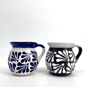 Traditional Mexican Jarrito Cup in White-Blue or Black-White